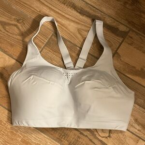 Preowned Athleta sports bra 38DD light gray with maybe a hint of blue